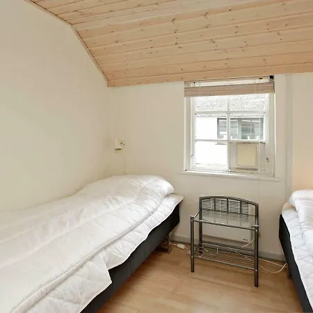 Two-bedroom Holiday In Blåvand 28 Ho