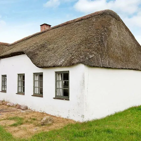 Two-bedroom Holiday In Blåvand 28 Ho