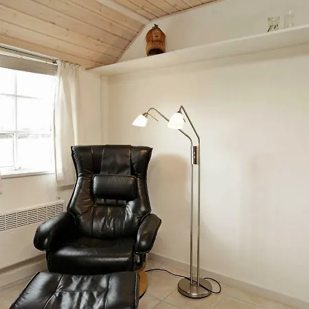 Two-bedroom Holiday In Blåvand 28 * Ho